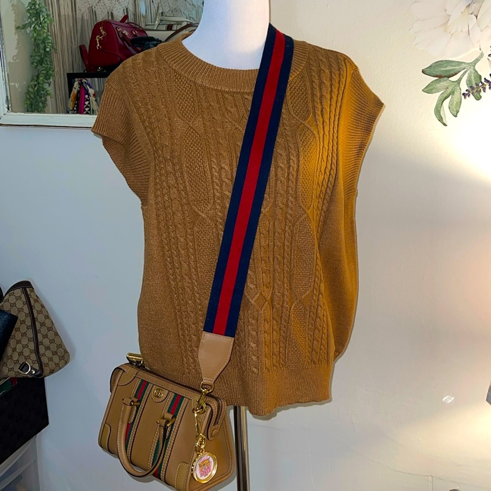 NWT Sweater vest